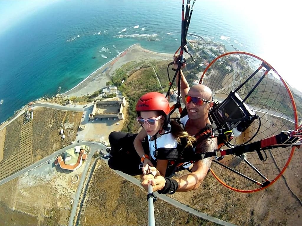 Полёт в тандеме с пилотом на парамоторе, в Паттайе.