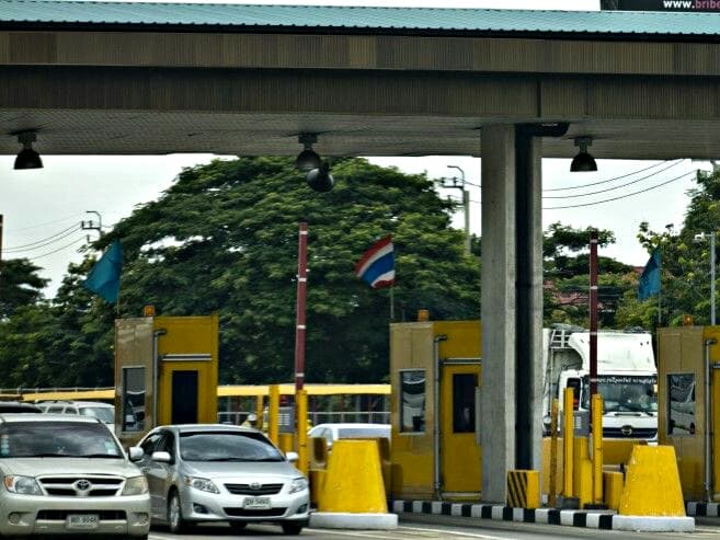 Тайланд. Новости: Таиланд отменит плату за проезд по крупным автомагистралям.