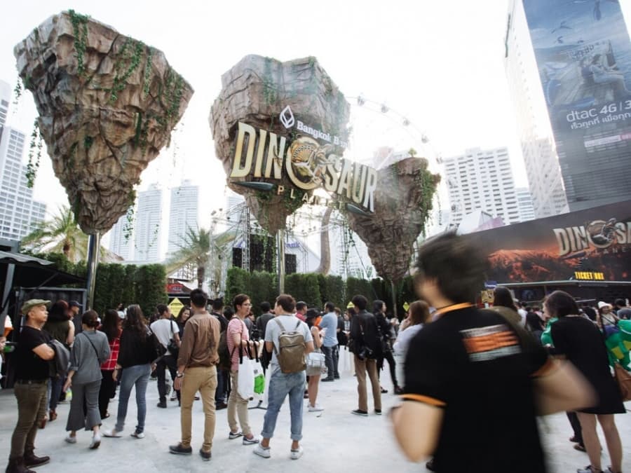 В Бангкоке состоялось грандиозное открытие "Планеты динозавров".