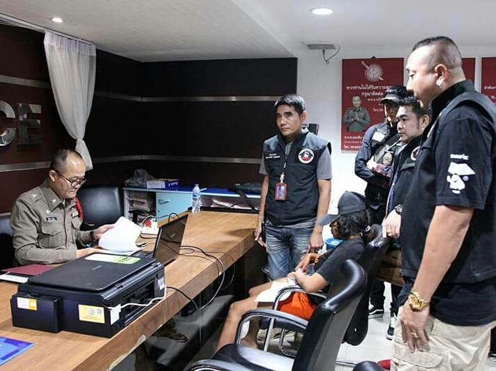 В Паттайе арестована тайка, продавшая пожилому японцу секс с 13-летней девочкой.