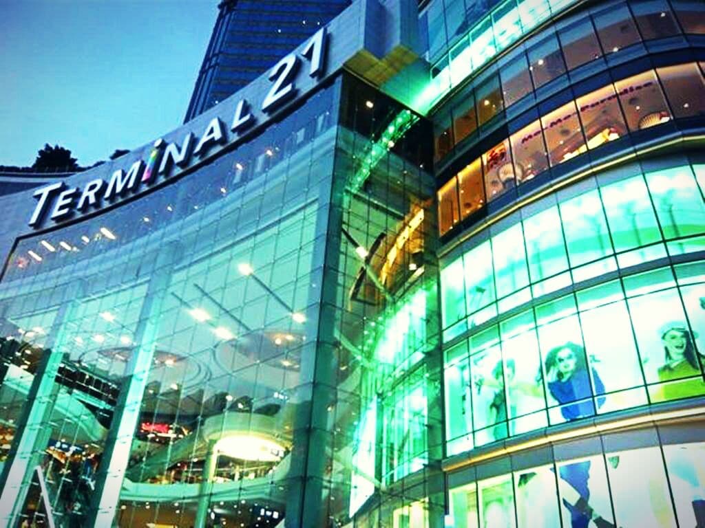 В Паттайе открылся новый торгово-развлекательный комплекс Terminal 21. В Паттайе открылся новый торгово-развлекательный комплекс Terminal 21.