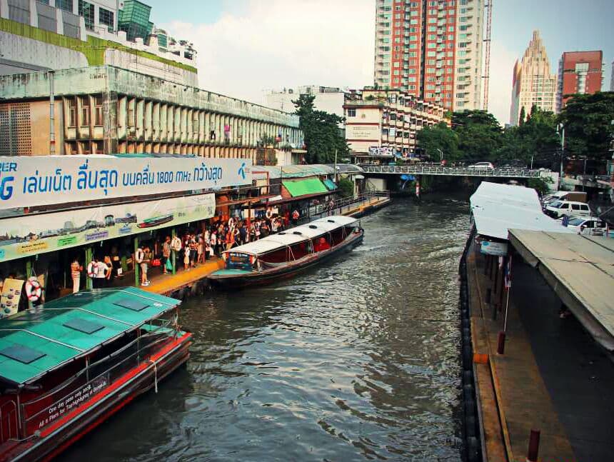 Власти Бангкока подготавливают городские каналы к фестивалю Лой-Кратонг.