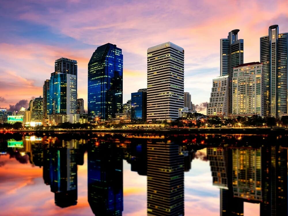 Бангкок занял 2-е место в мире по популярности среди туристов. Бангкок занял 2-е место в мире по популярности среди туристов.