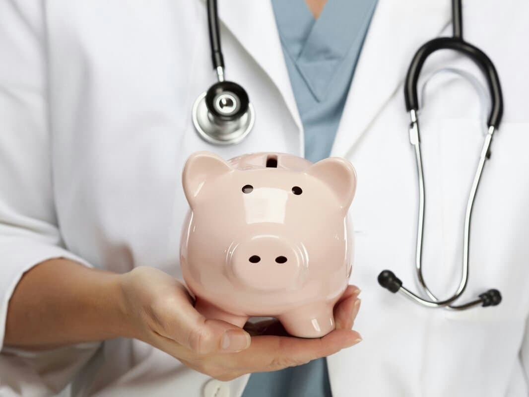 Сто частных больниц Таиланда договорились раскрыть цены на свои услуги.