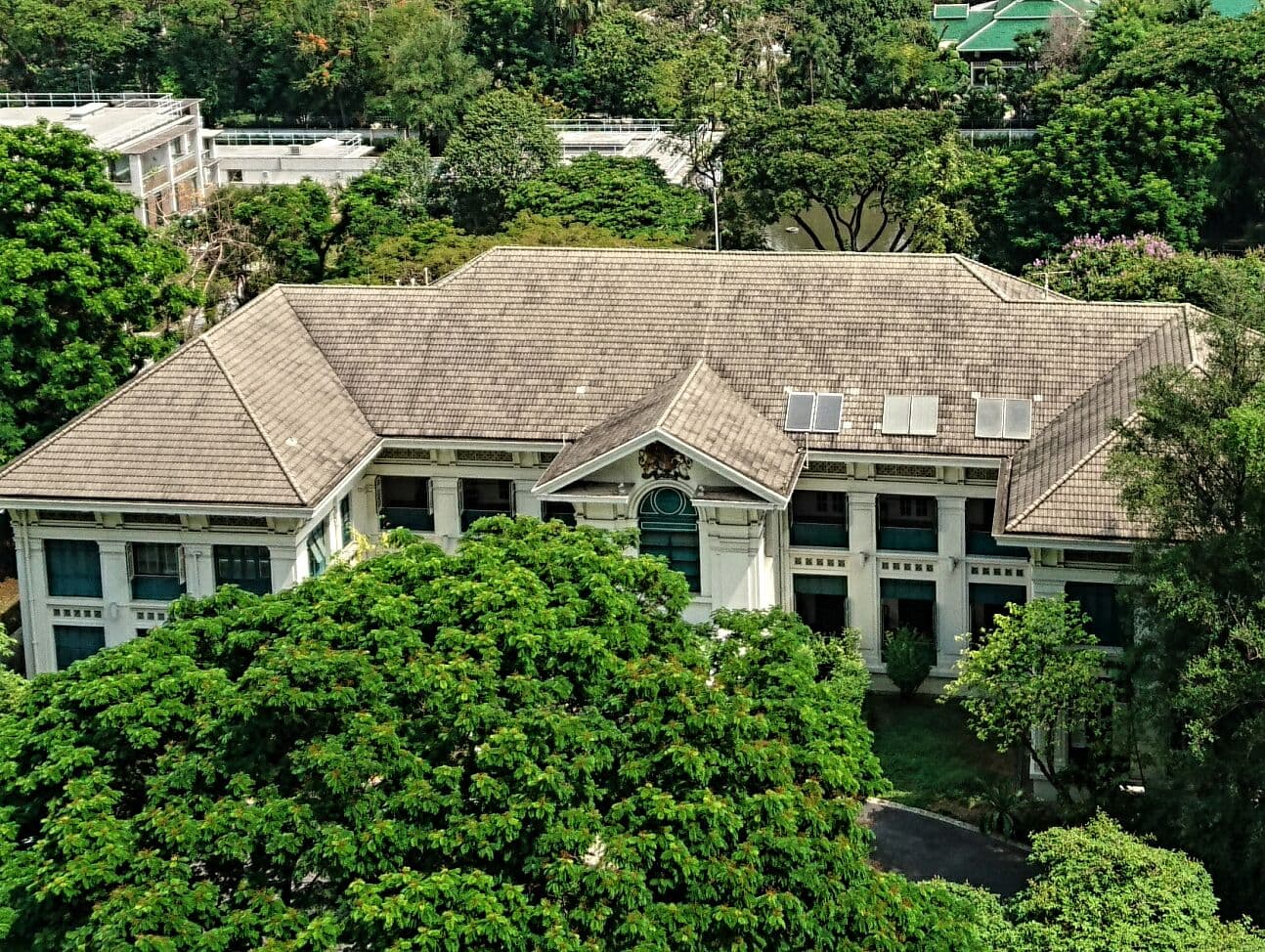 Тайланд. Новости: Великобритания продала посольство в Бангкоке.