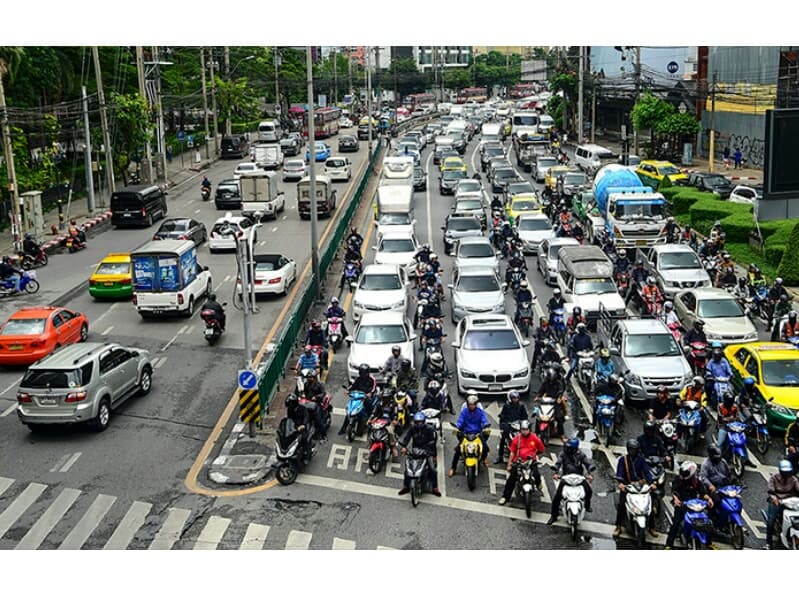 ИИ будет управлять светофорами на всех перекрестках Бангкока.