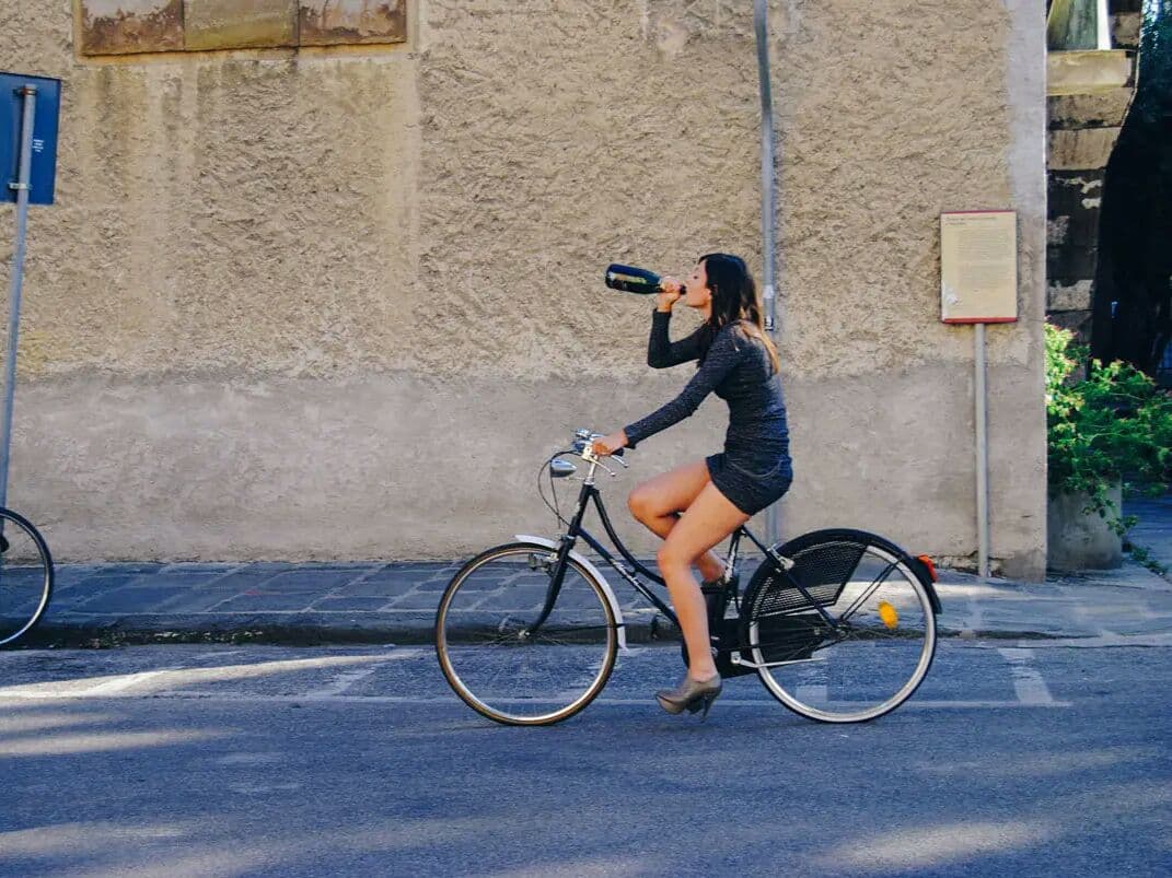 За езду на велосипеде в пьяном виде будут штрафовать на 500 бат.