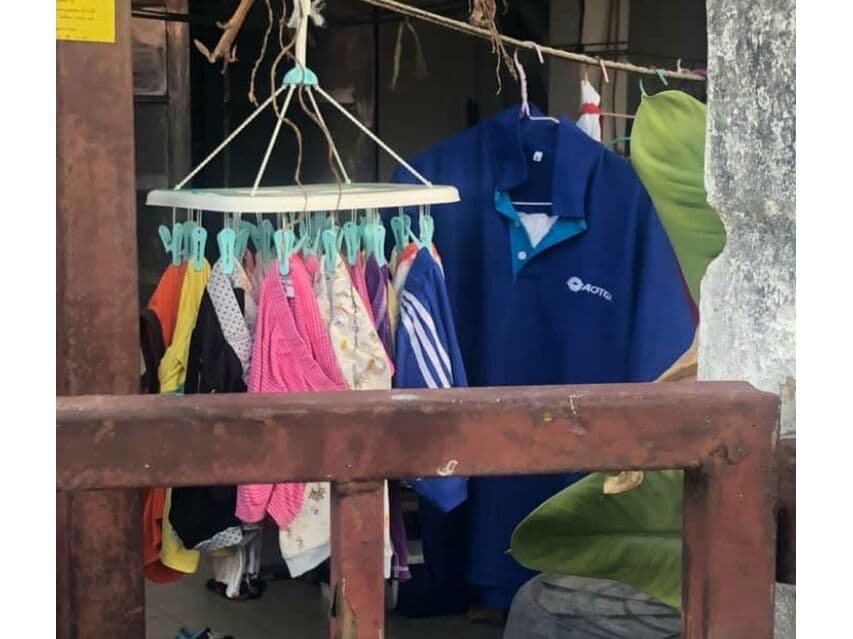 Женщина с помощью iPhone вычислила банду воров в персонале а/п Дон-Муанг. Женщина с помощью iPhone вычислила банду воров в персонале а/п Дон-Муанг.