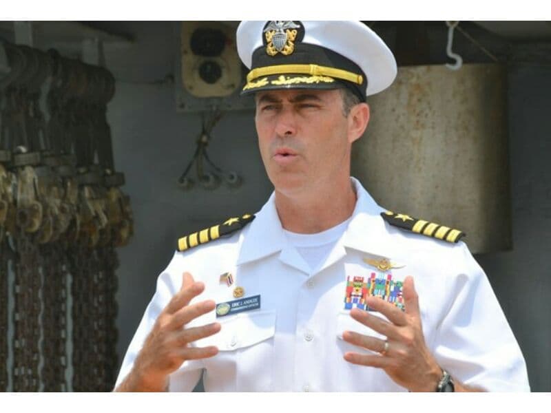 В порт Лэм-Чабанг прибыл флагман 7-го флота ВМС США.