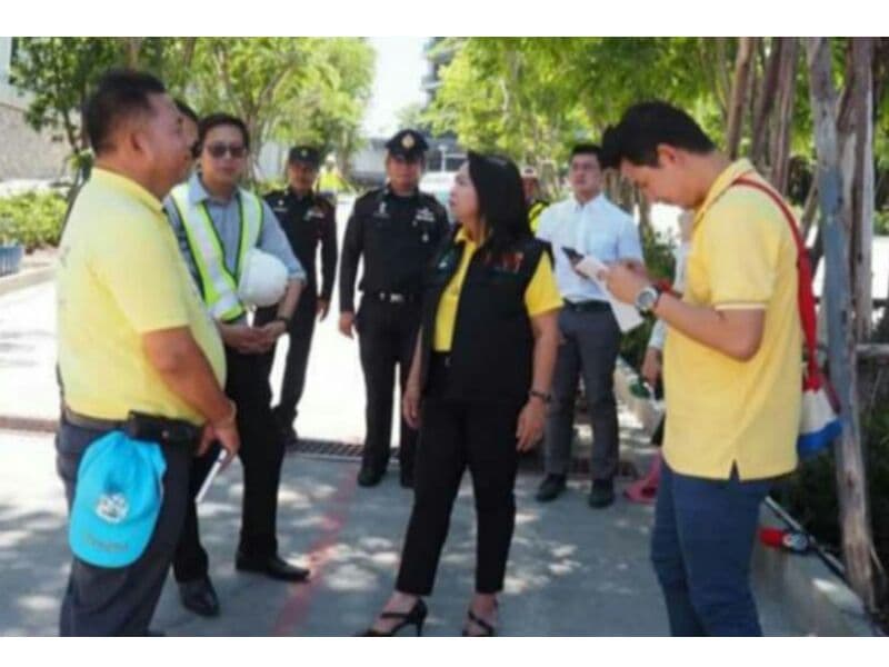 В Бангкоке наклонился строящийся 72-этажный небоскреб. В Бангкоке наклонился строящийся 72-этажный небоскреб.