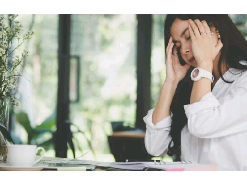 Более 7 млн тайцев рискуют здоровьем из-за переутомления на работе.