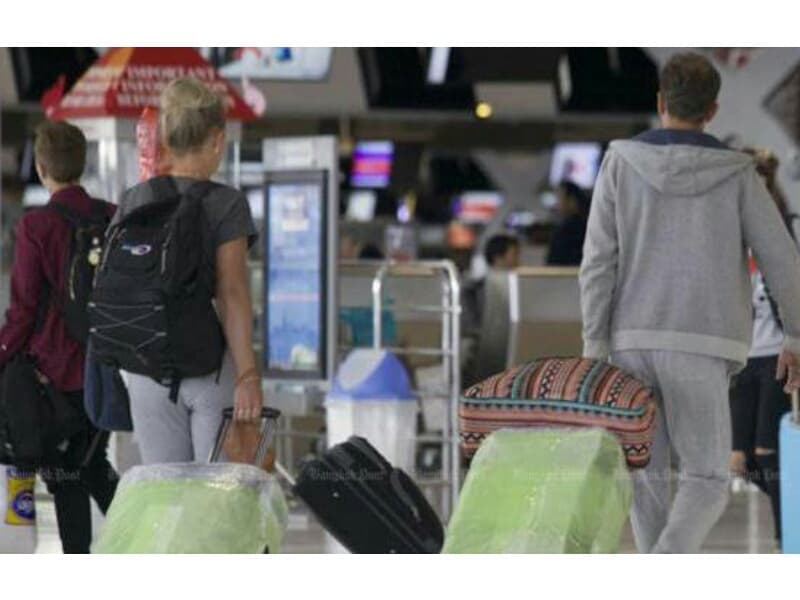 Каждый иностранный турист должен будет платить по 100 бат за страховку.