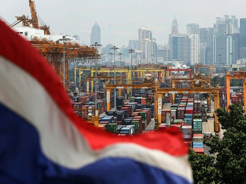 Курс тайского бата достиг 6-летнего максимума.