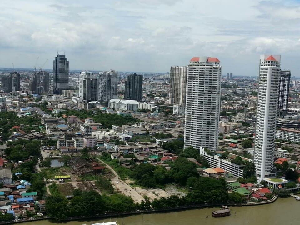 Продажи на тайском рынке недвижимости сократились на 15% м/м.