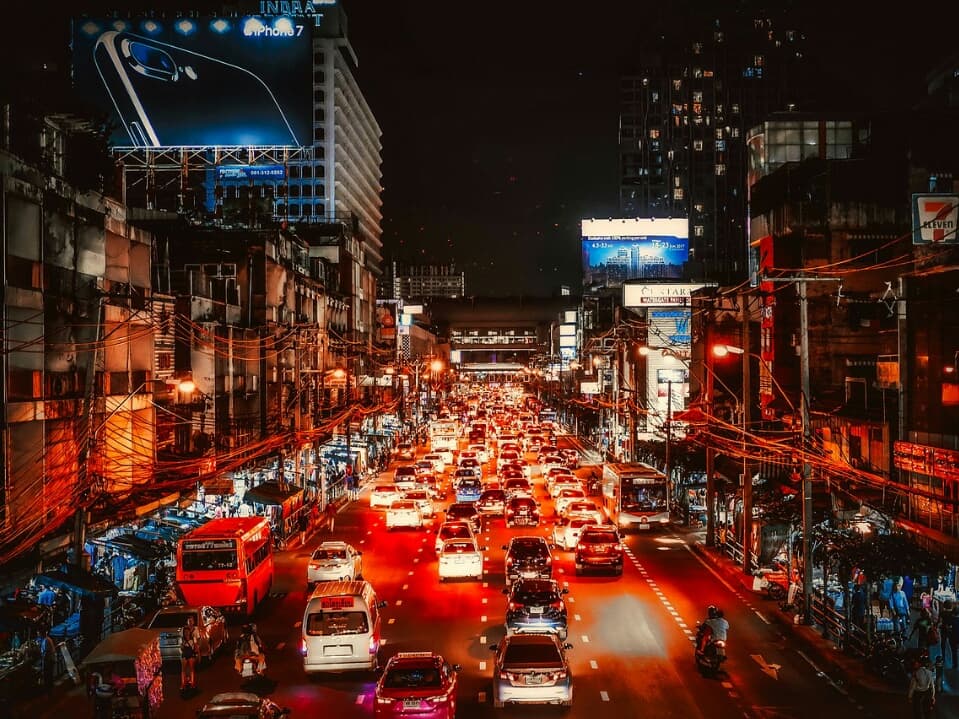 TAT хочет продлить рабочее время ночных заведений Таиланда до 4 утра.