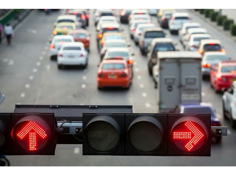 С воскресенья в Бангкоке начнут работать камеры, фиксирующие проезд на красный.