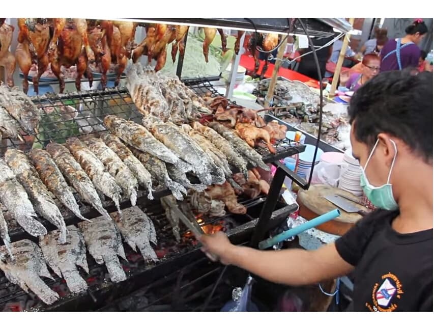 Власти Таиланда задумались о введении налога на пересоленные продукты.
