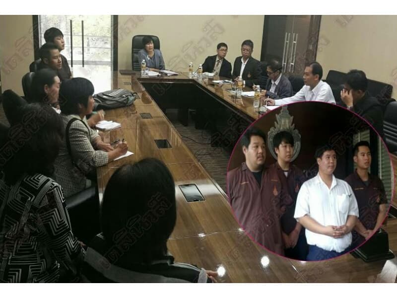 Тайские студенты возмущены, что их заставляют учить английский язык. 