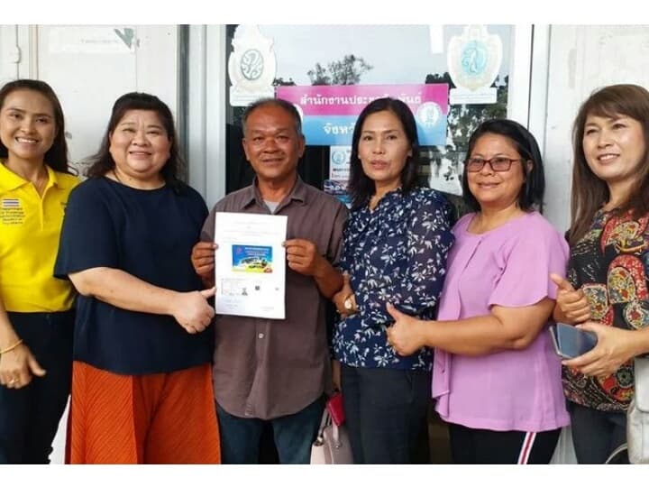 Таец выиграл 2-этажный особняк за 2,3 млн в лотерее Красного Креста Пхукета.