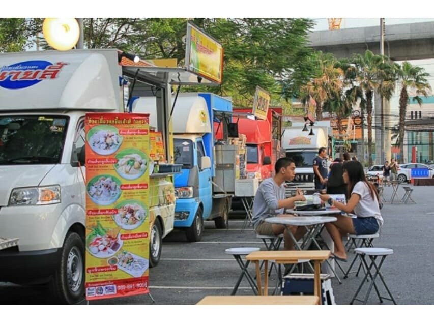 Крупнейший в мире парад фуд-траков пройдёт в Бангкоке 7-8 марта.
