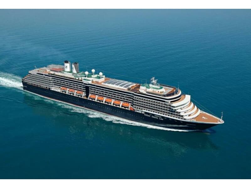 Министр Анутин приказал не пускать в Чонбури корабль с заражёнными пассажирами.