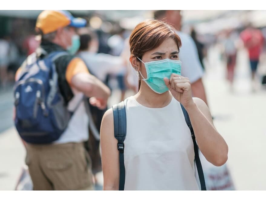 Тайка призналась в продаже 200 тысяч б/у масок через Facebook.