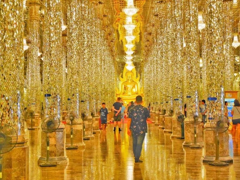 Лопбури ‒ Город обезьян. Экскурсия из Паттайи.