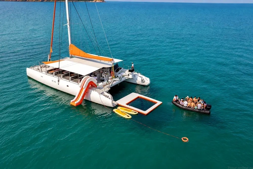 Orange Sail — парусный катамаран на Ко Пай