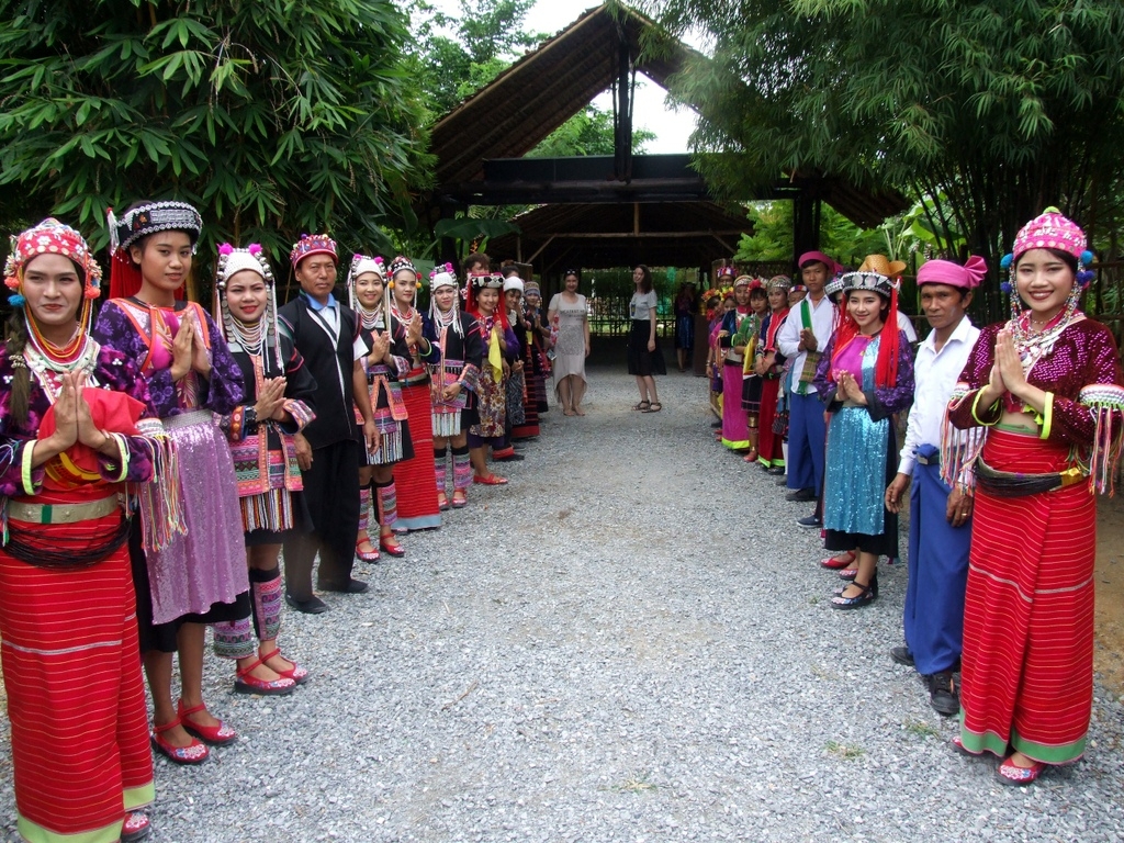 Экскурсия в Паттайе Ват Ян: закат на Серебряном озере и Швейцарская ферма.